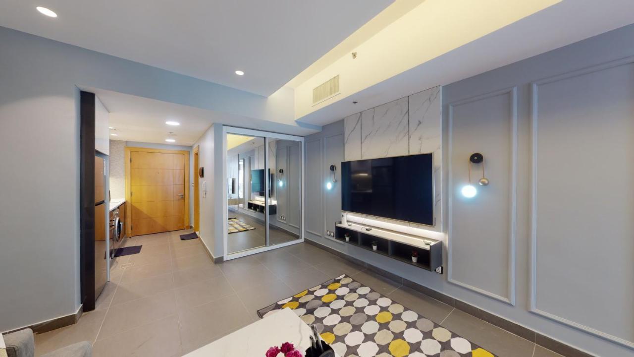 Al Fares Luxury Furnished Apartment-Damac Tower Eksteriør bilde