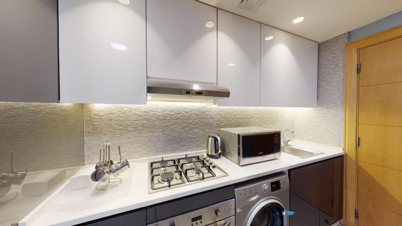 Al Fares Luxury Furnished Apartment-Damac Tower Eksteriør bilde