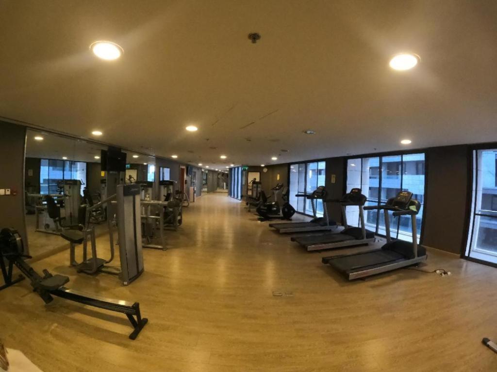 Al Fares Luxury Furnished Apartment-Damac Tower Eksteriør bilde
