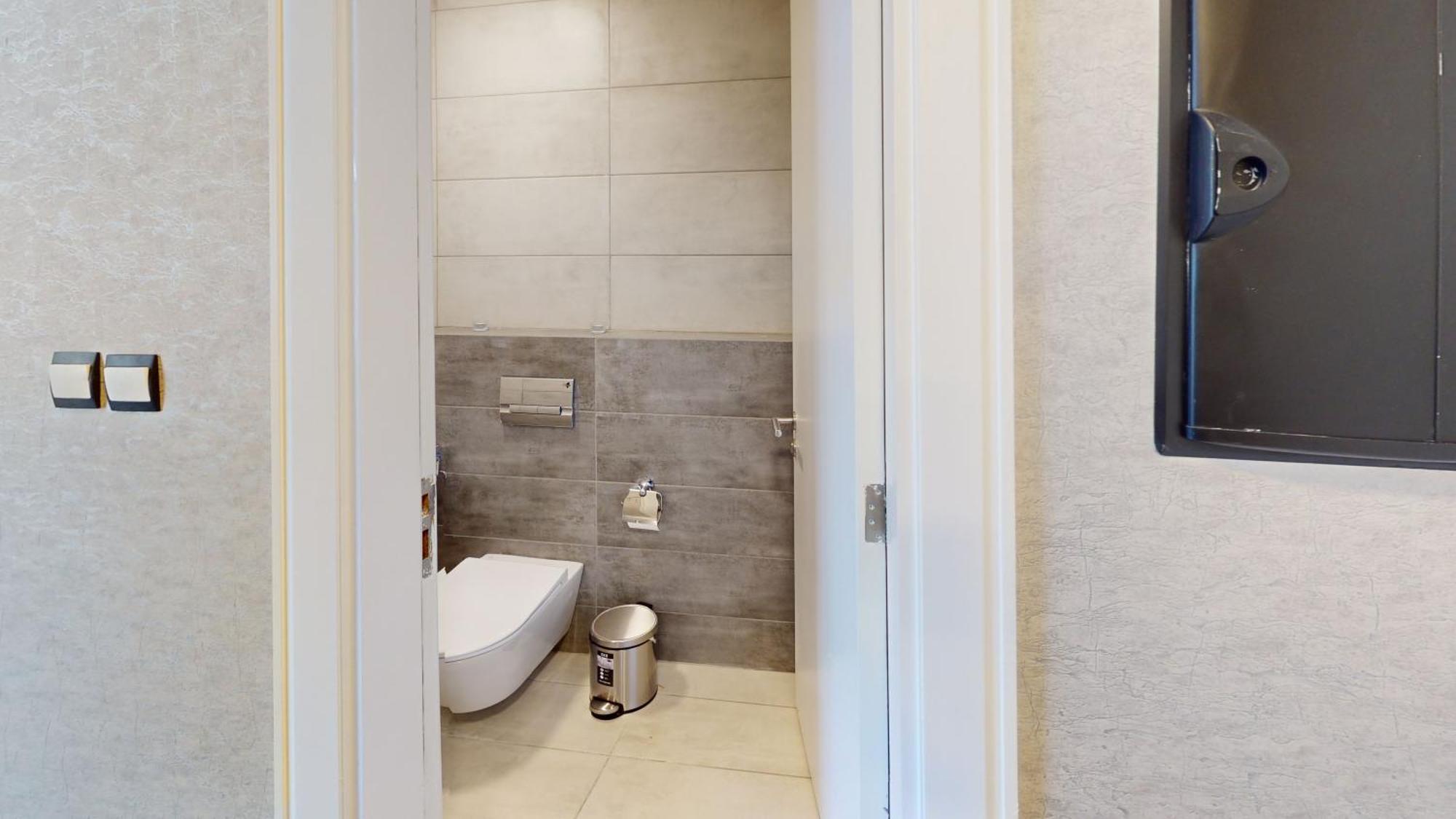 Al Fares Luxury Furnished Apartment-Damac Tower Eksteriør bilde